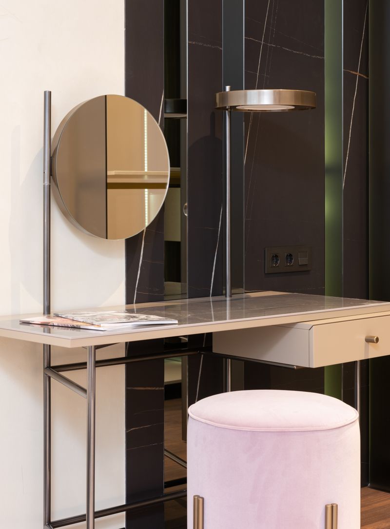 Vanity Table