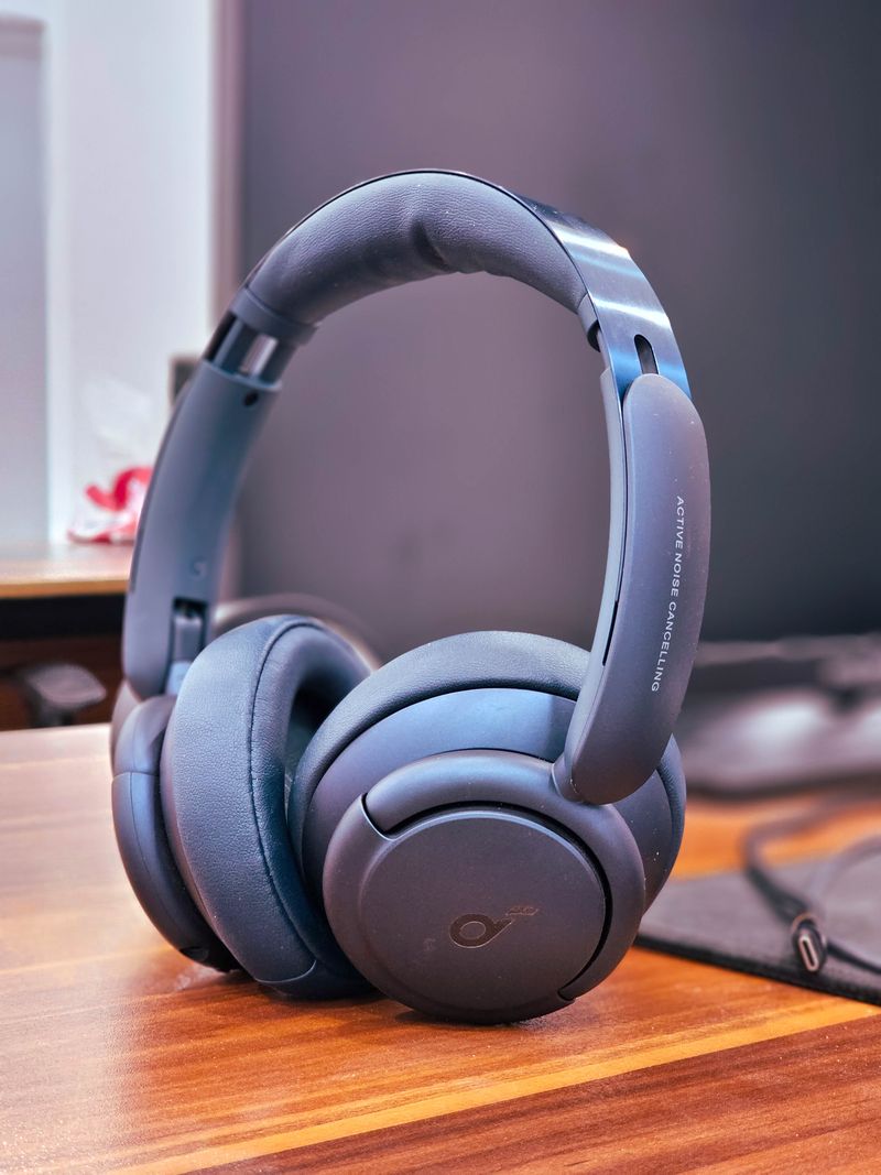 Noise Cancelling Headphones