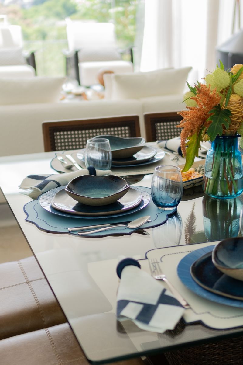 Dinner Plate Set