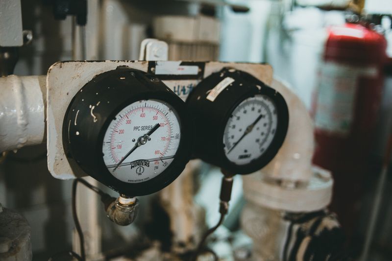 Pressure Gauge