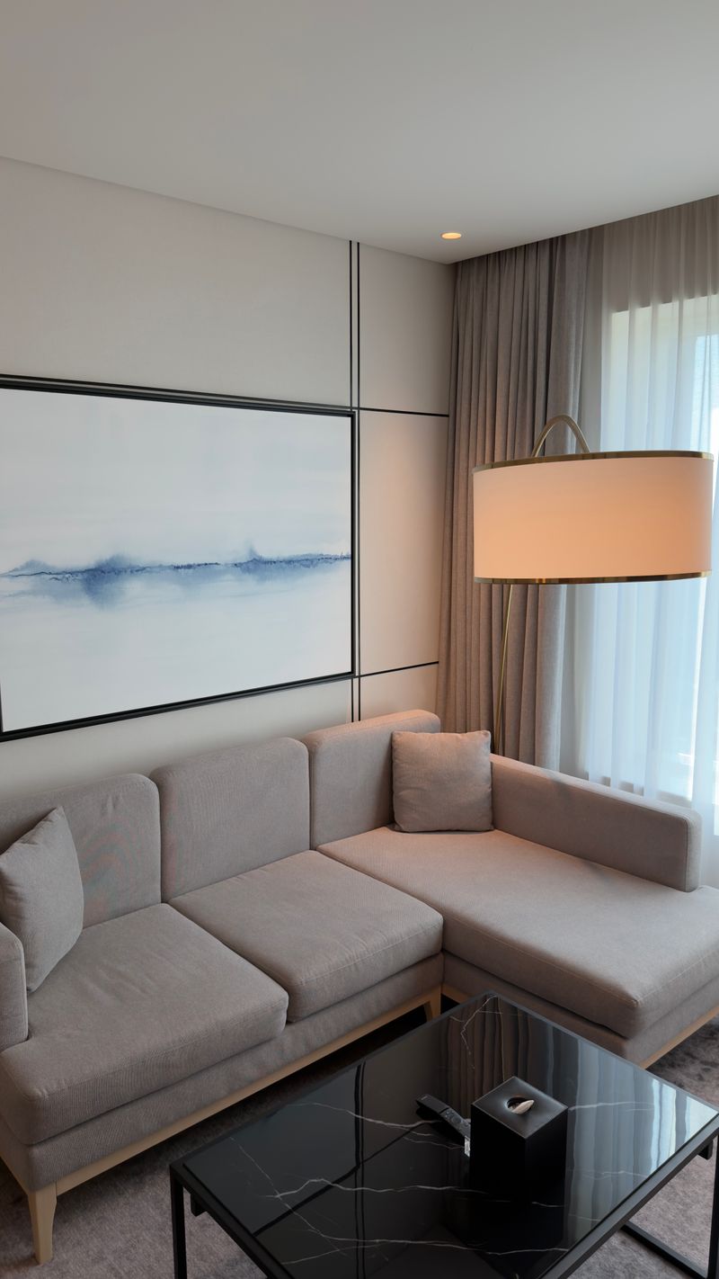 L-Shaped Sectional